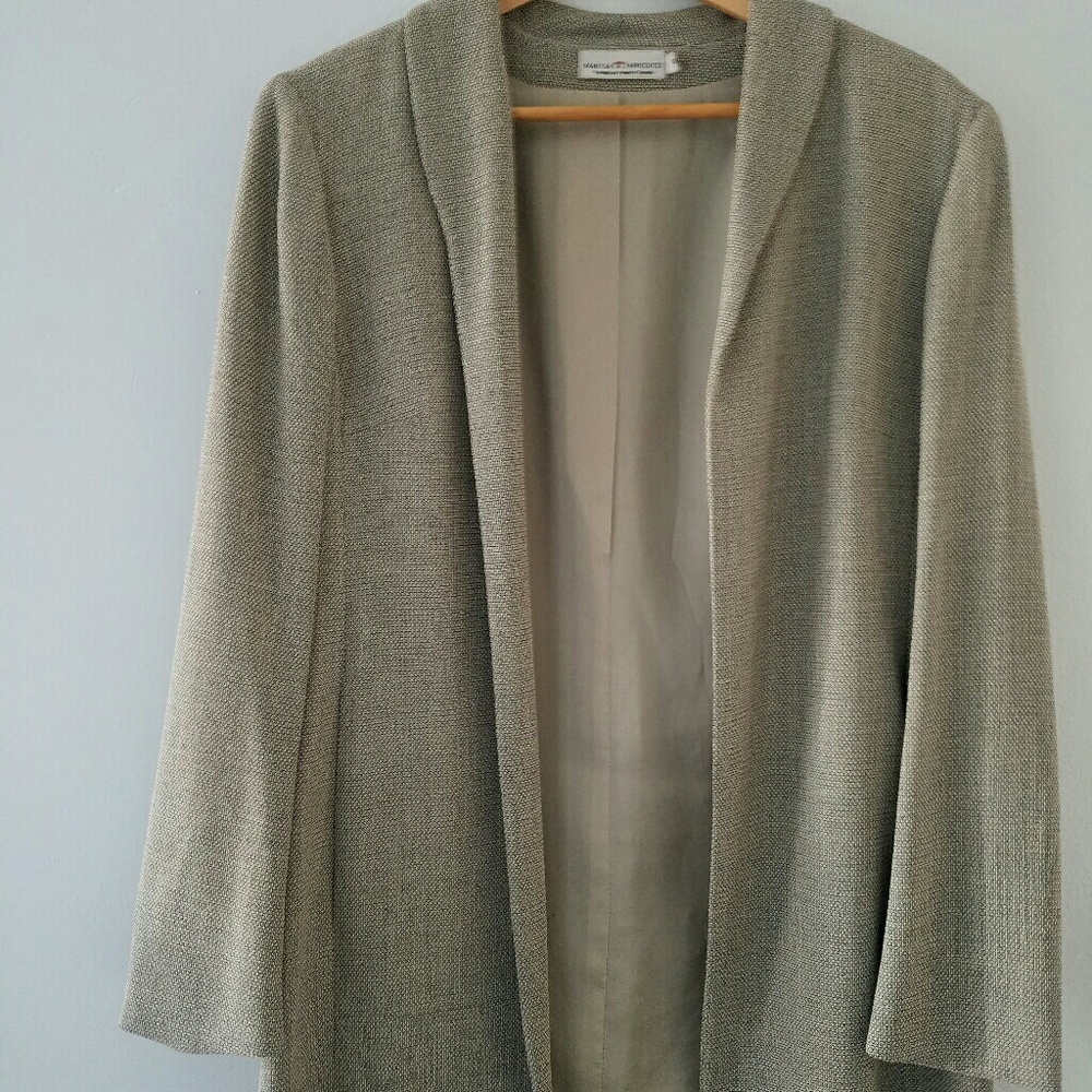 Women's pant suit